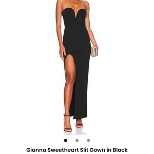 REVOLVE Black Sweetheart Maxi Dress